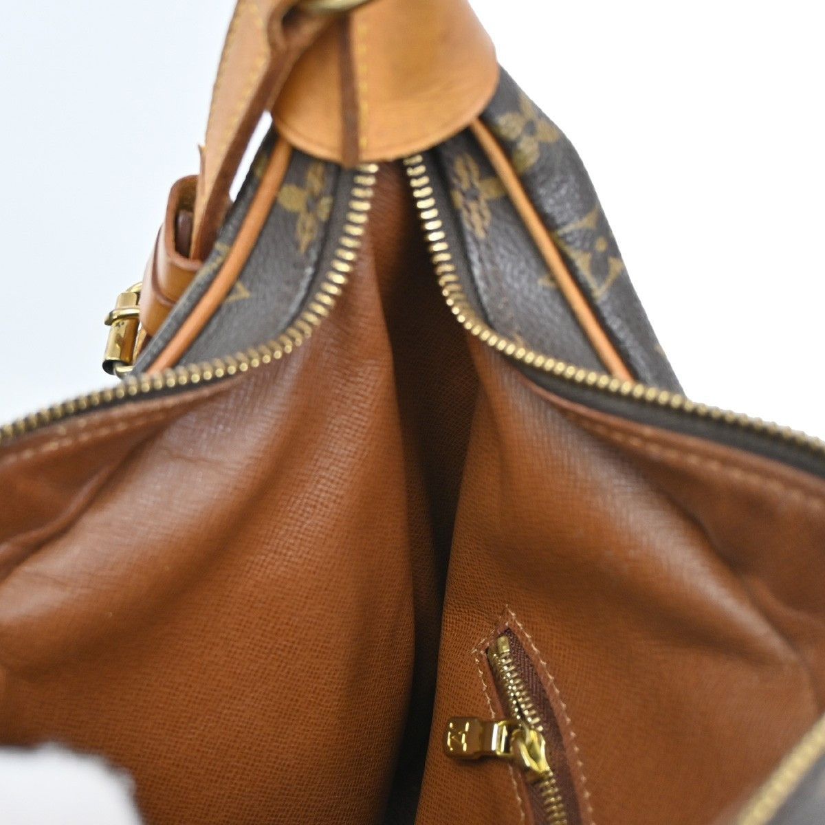 Louis Vuitton Louis Vuitton Boulogne Handbag Monogram Canvas Size ONE SIZE - 14 Thumbnail