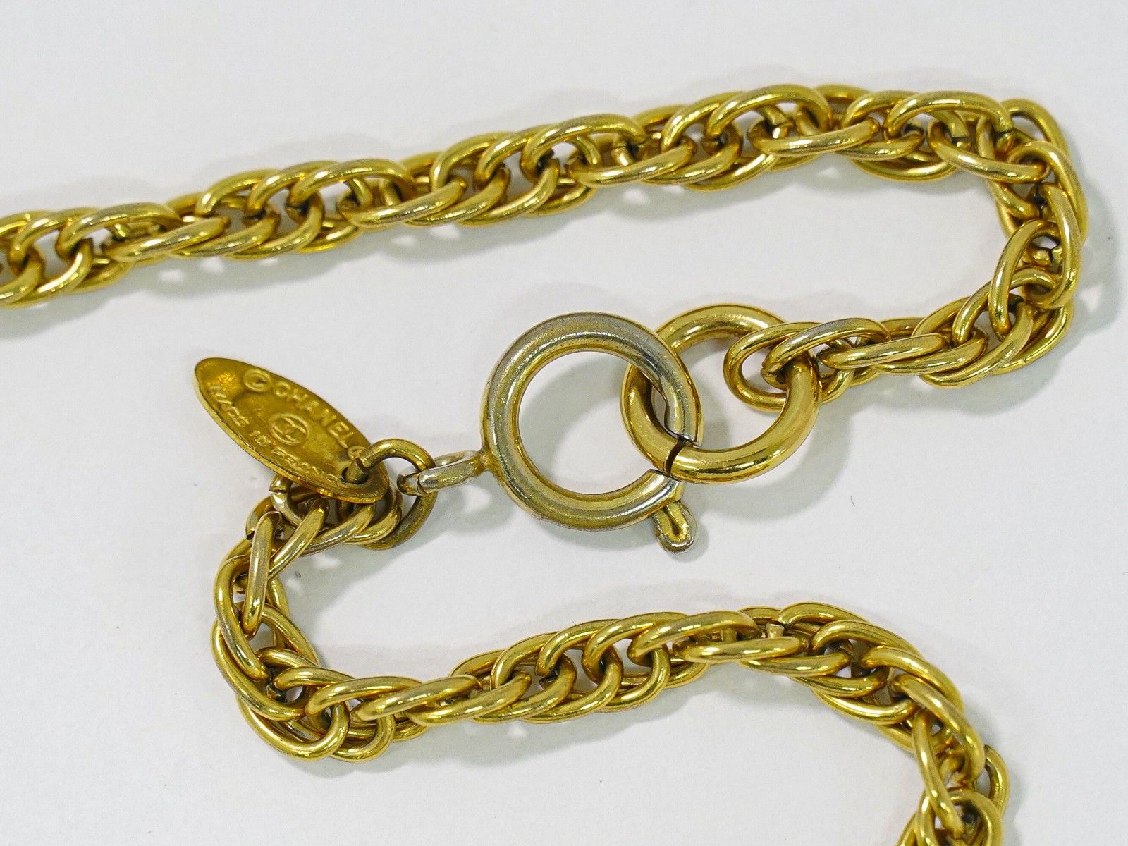 Chanel Chanel Vintage Medallion Necklace Metal Size ONE SIZE - 5 Thumbnail
