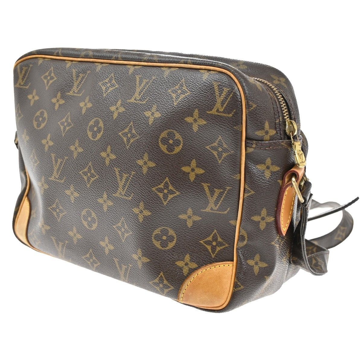Louis Vuitton Louis Vuitton Nil Messenger Bag Monogram Canvas Size ONE SIZE - 4 Thumbnail