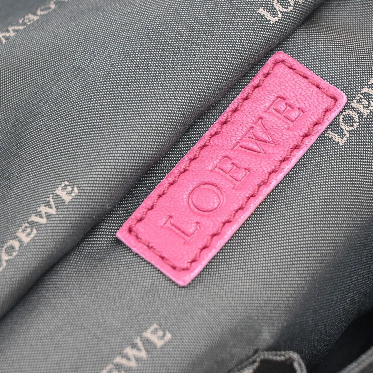 Loewe Loewe Anagram Logo Nappa Aire Hand Bag Leather Size ONE SIZE - 6 Thumbnail