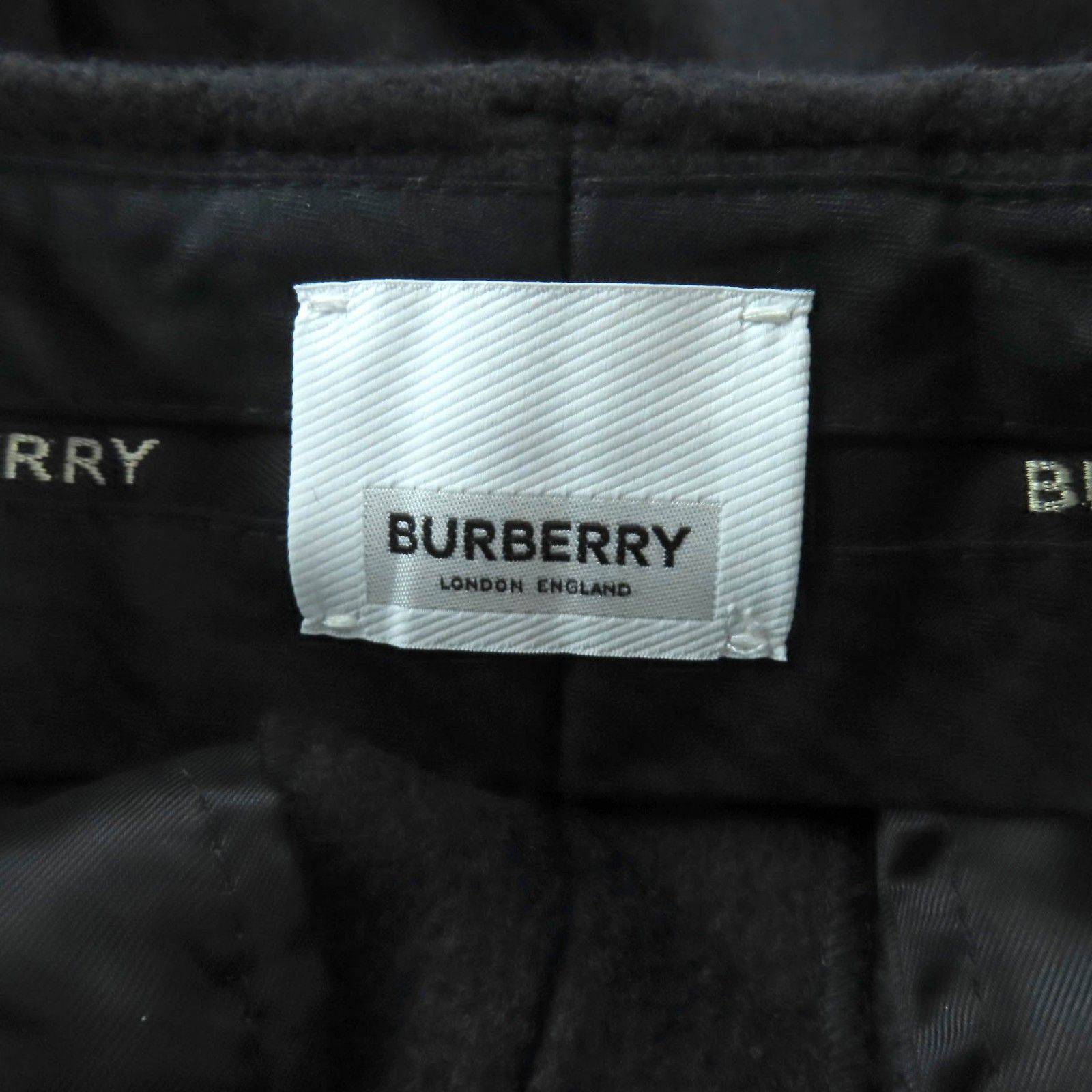 Burberry Burberry Burberry Virgin Wool Shorts Others Shorts 8046913 DUTY FREE for USA Size ONE SIZE - 6 Thumbnail