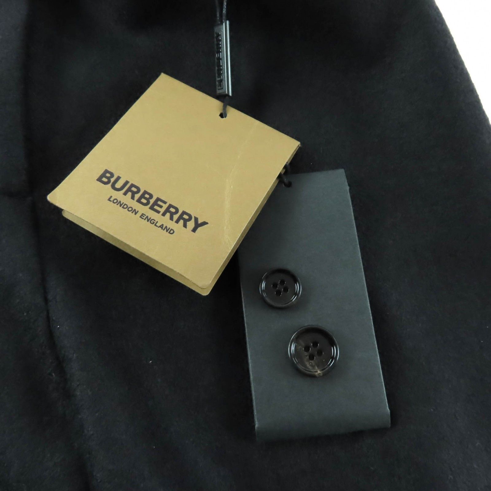 Burberry Burberry Burberry Virgin Wool Shorts Others Shorts 8046913 DUTY FREE for USA Size ONE SIZE - 10 Thumbnail