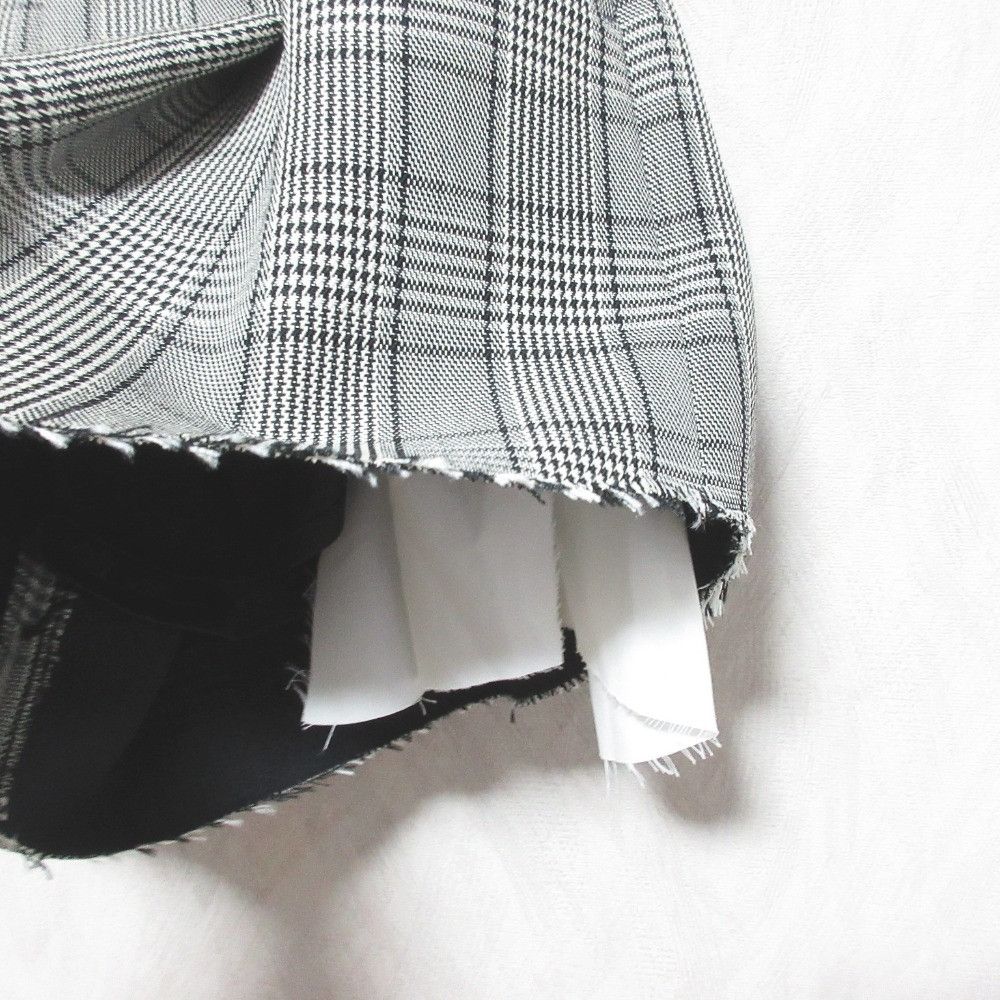 Other Other sheller Glen Check Shorts Others Shorts SL151040309 DUTY FREE for USA Size ONE SIZE - 3 Thumbnail
