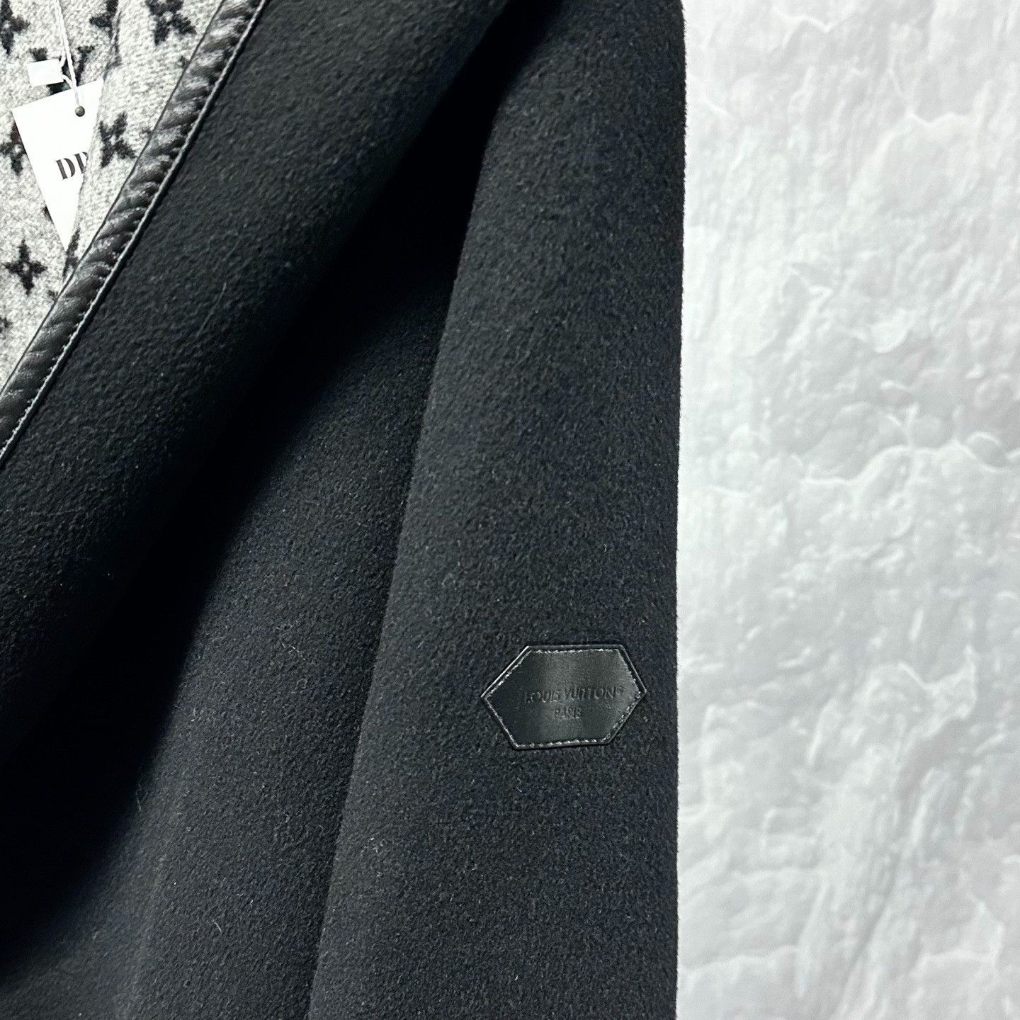 Louis Vuitton louis vuitton cashmere hooded coat Size M / US 6-8 / IT 42-44 - 4 Thumbnail