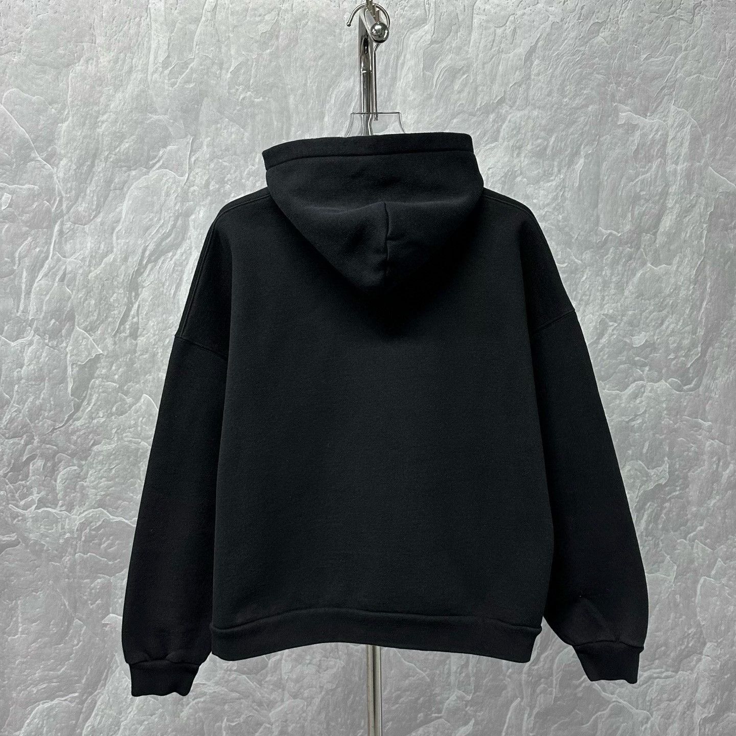 Balenciaga balenciaga j01071 black hoodie with stains Size US XXS / EU 40 - 4 Thumbnail