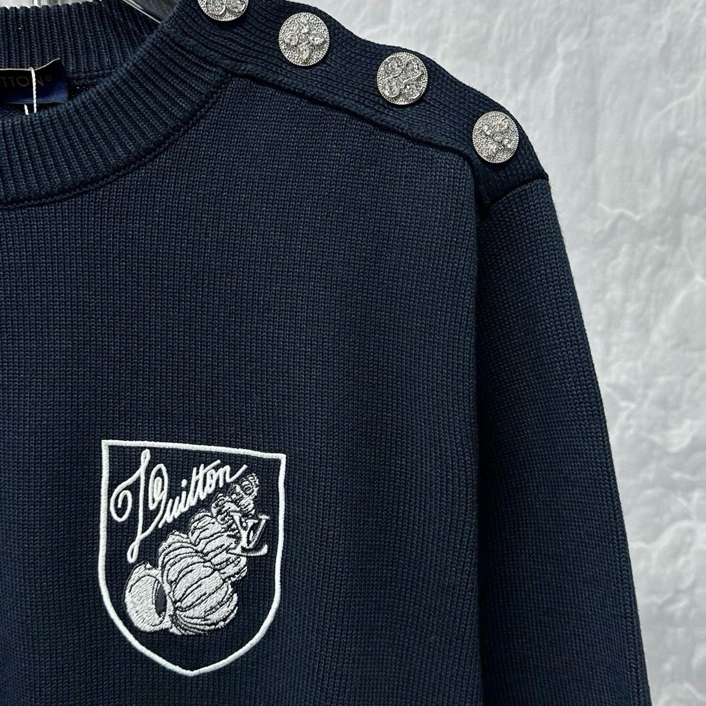 Louis Vuitton louis vuitton ss24 navy embroidered sweater Size XXL / US 16-18 / IT 52-54 - 3 Thumbnail