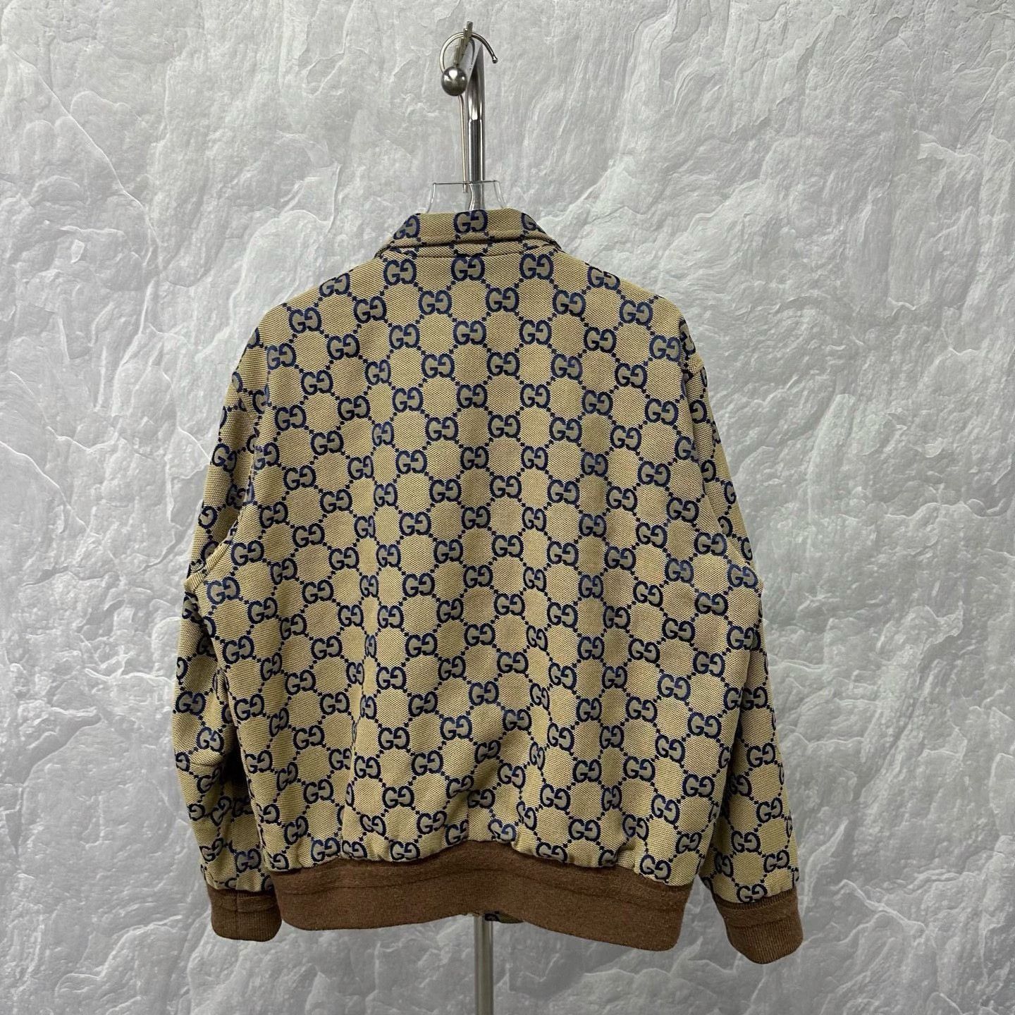 Gucci blue floral logo collar jacket by Gucci Size US L / EU 52-54 / 3 - 4 Thumbnail