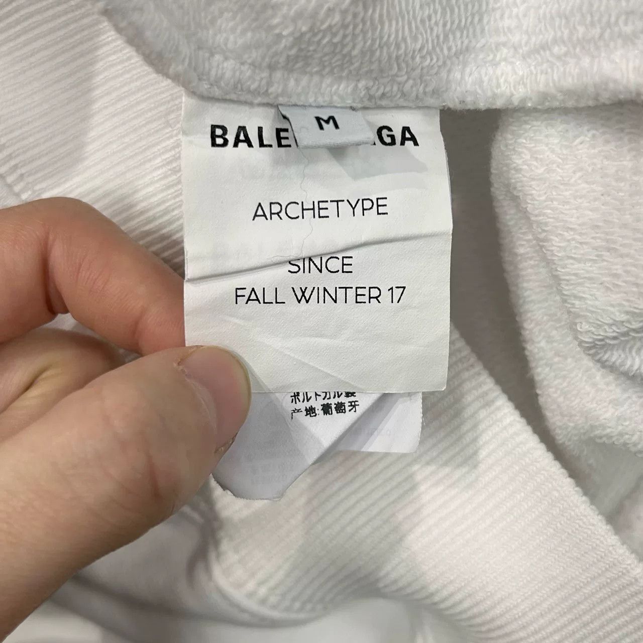 Balenciaga balenciaga white logo hooded sweatshirt Size US M / EU 48-50 / 2 - 4 Thumbnail
