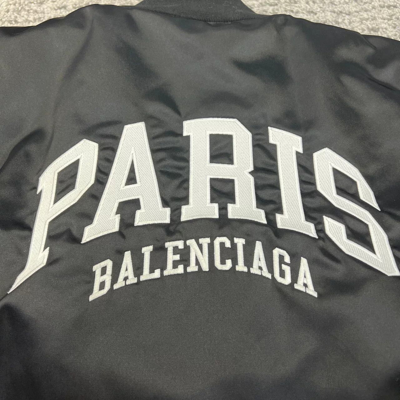 Balenciaga paris city limited edition bomber jacket Size US M / EU 48-50 / 2 - 3 Thumbnail