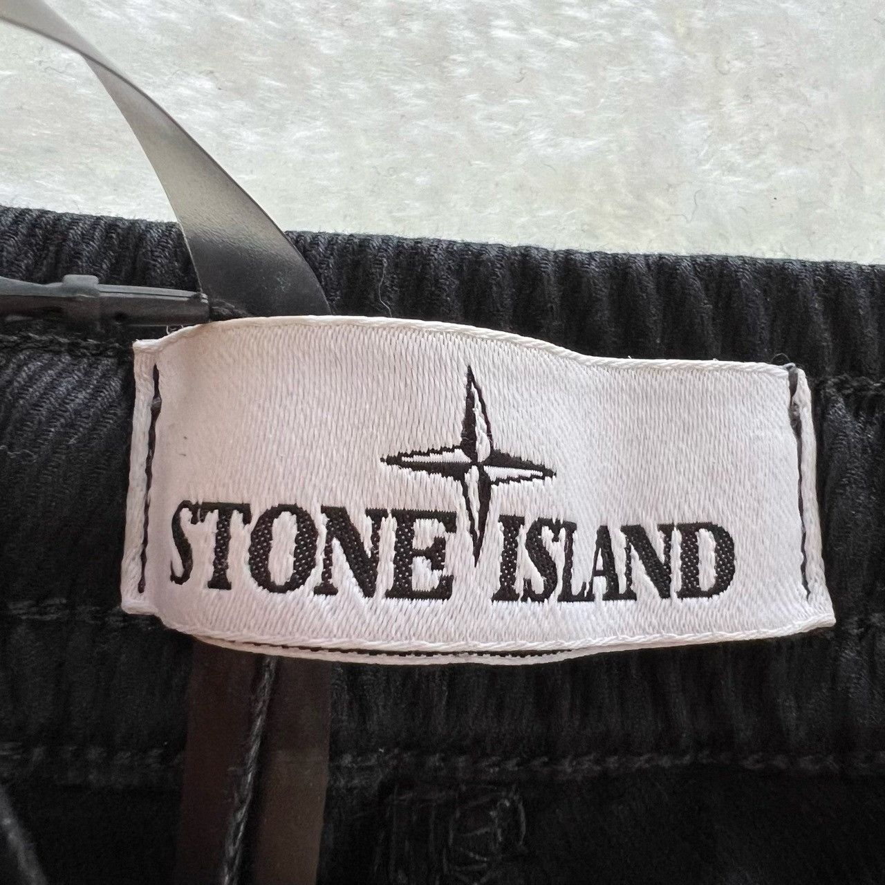 Stone Island black cargo pants from stone island Size US 32 / EU 48 - 5 Thumbnail