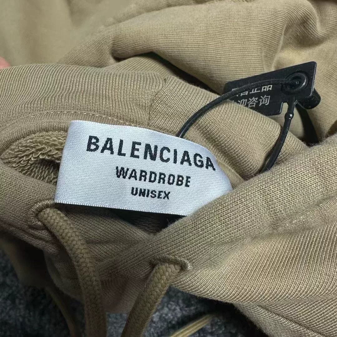 Balenciaga balenciaga double b logo embroidered hoodie Size US S / EU 44-46 / 1 - 3 Thumbnail