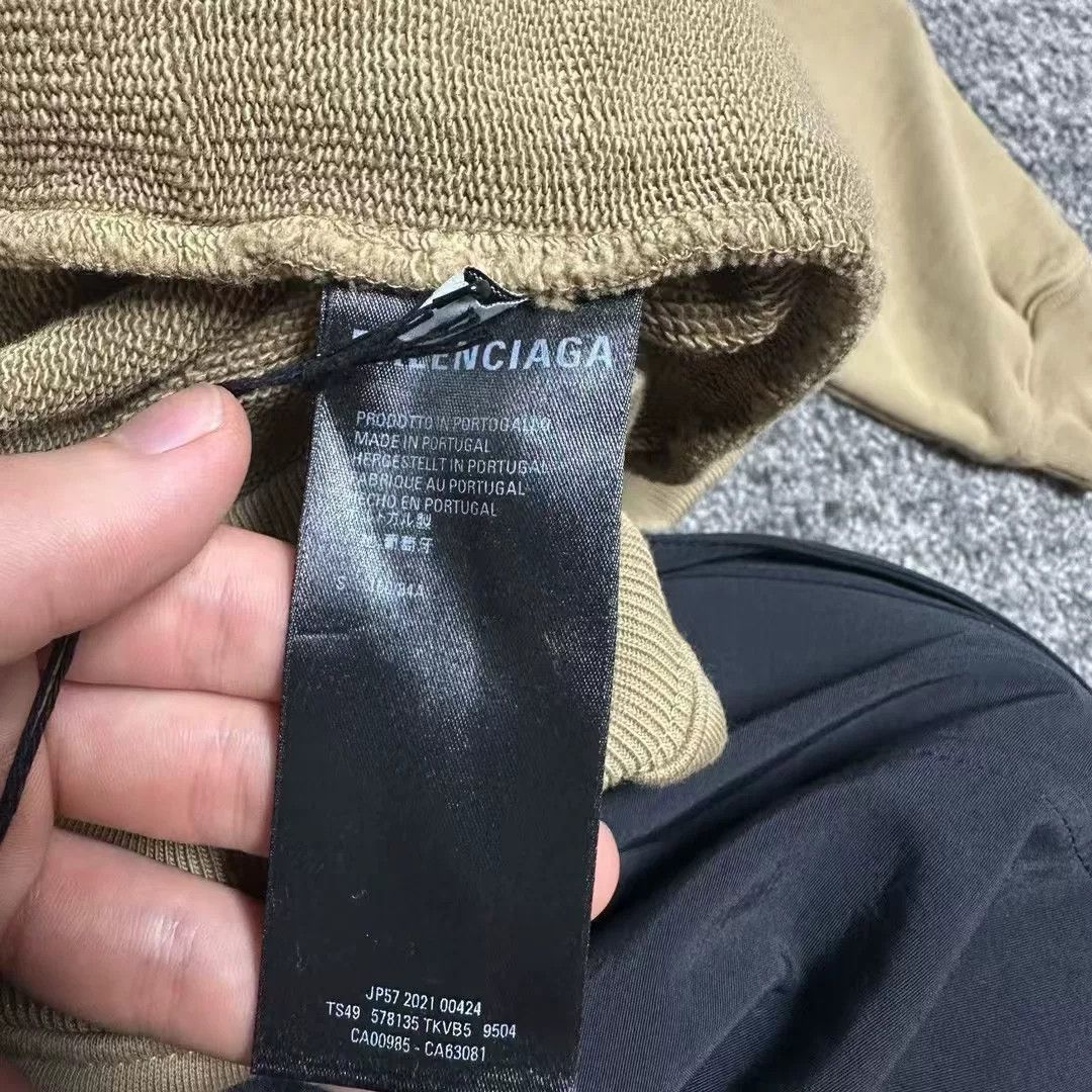 Balenciaga balenciaga double b logo embroidered hoodie Size US S / EU 44-46 / 1 - 4 Thumbnail