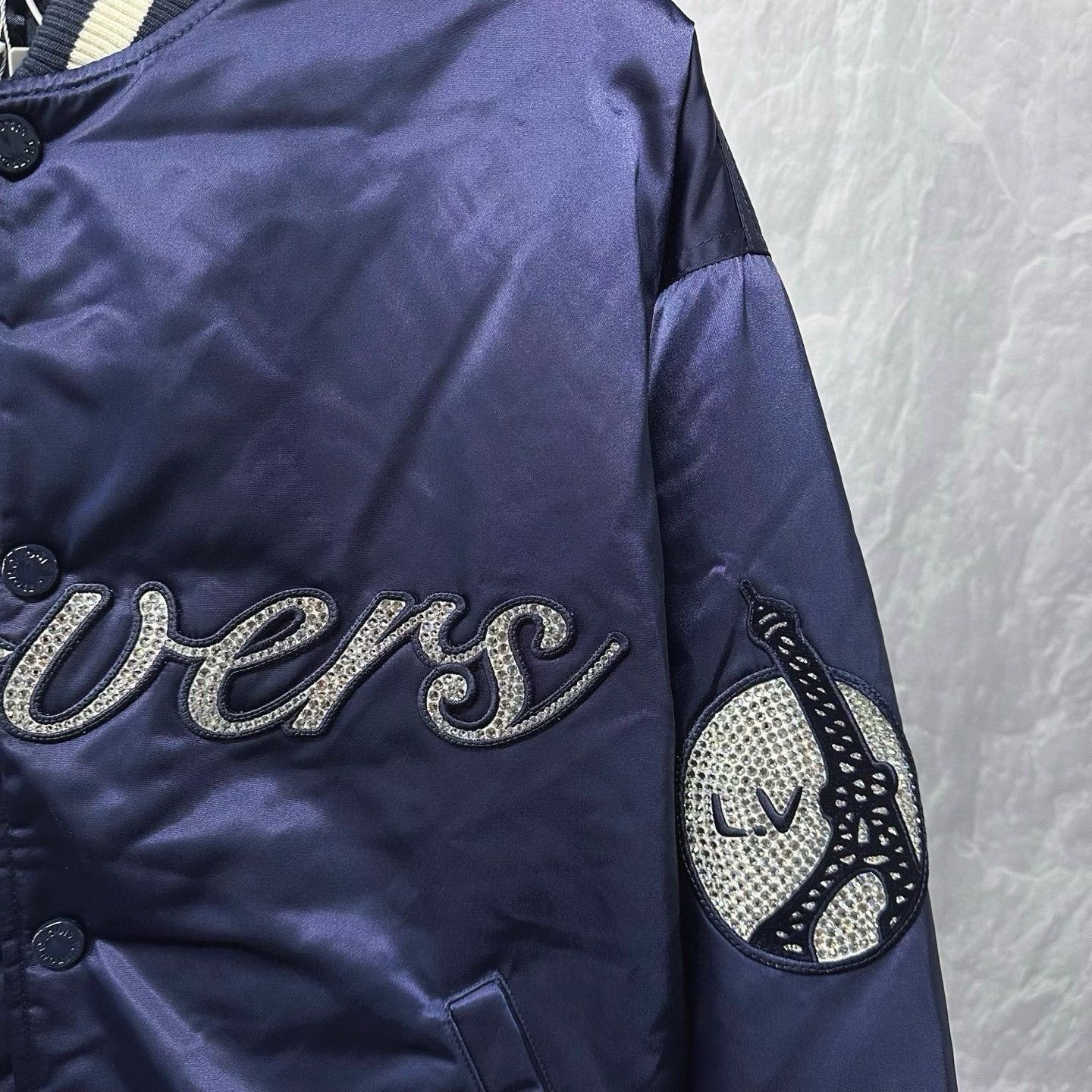 Louis Vuitton louis vuitton ss25 rhinestone baseball jacket Size US M / EU 48-50 / 2 - 3 Thumbnail
