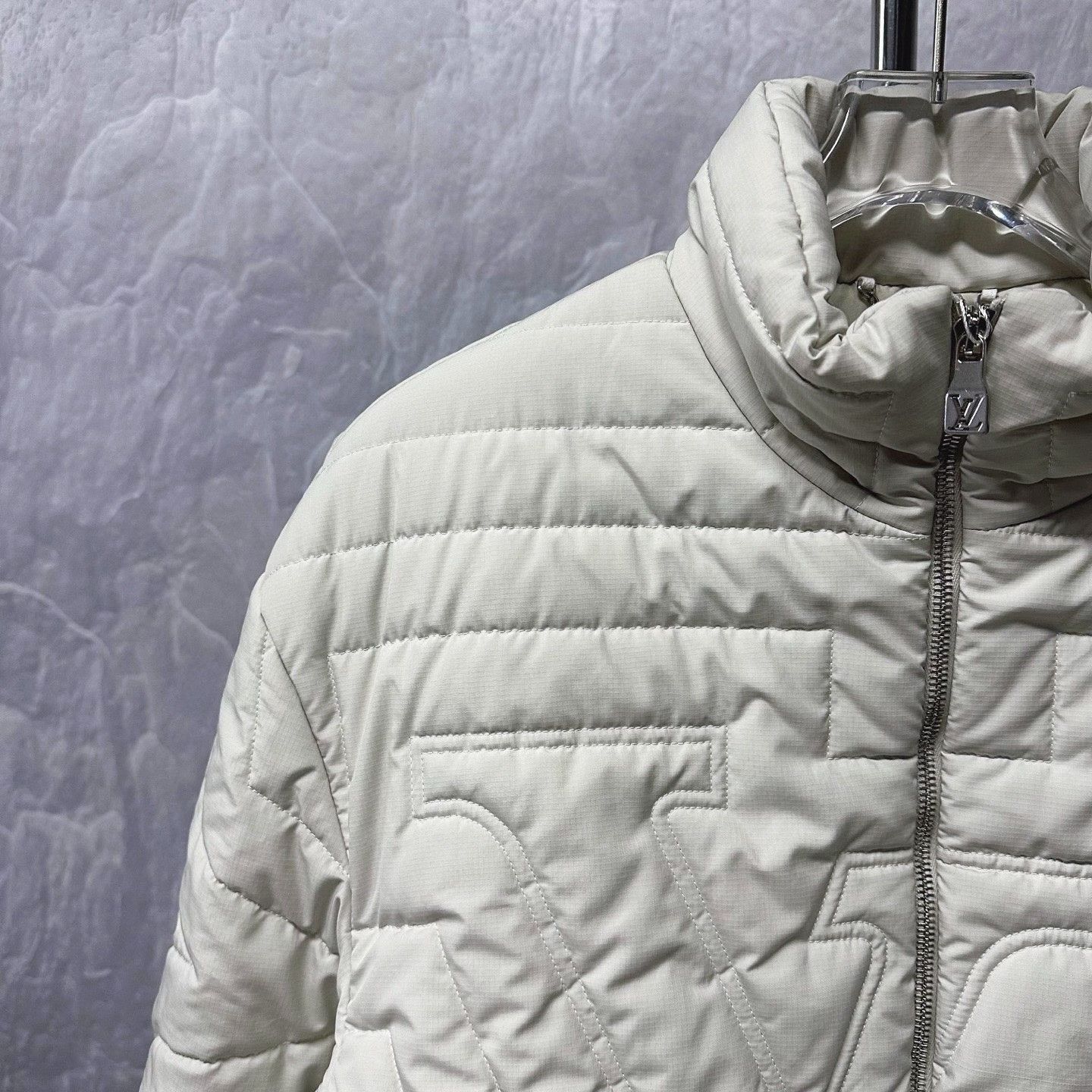 Louis Vuitton louis vuitton quilted jacket spring summer 2025 Size US L / EU 52-54 / 3 - 3 Thumbnail