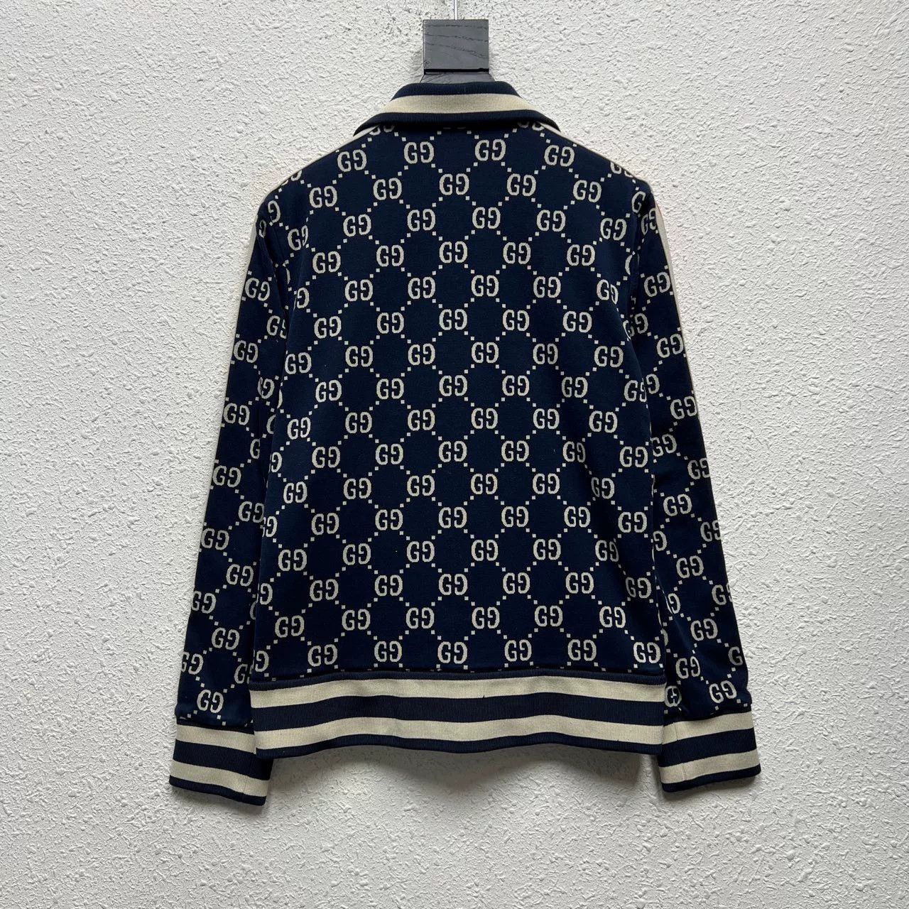 Gucci gucci classic gg pattern jacquard jacket Size US M / EU 48-50 / 2 - 2 Thumbnail