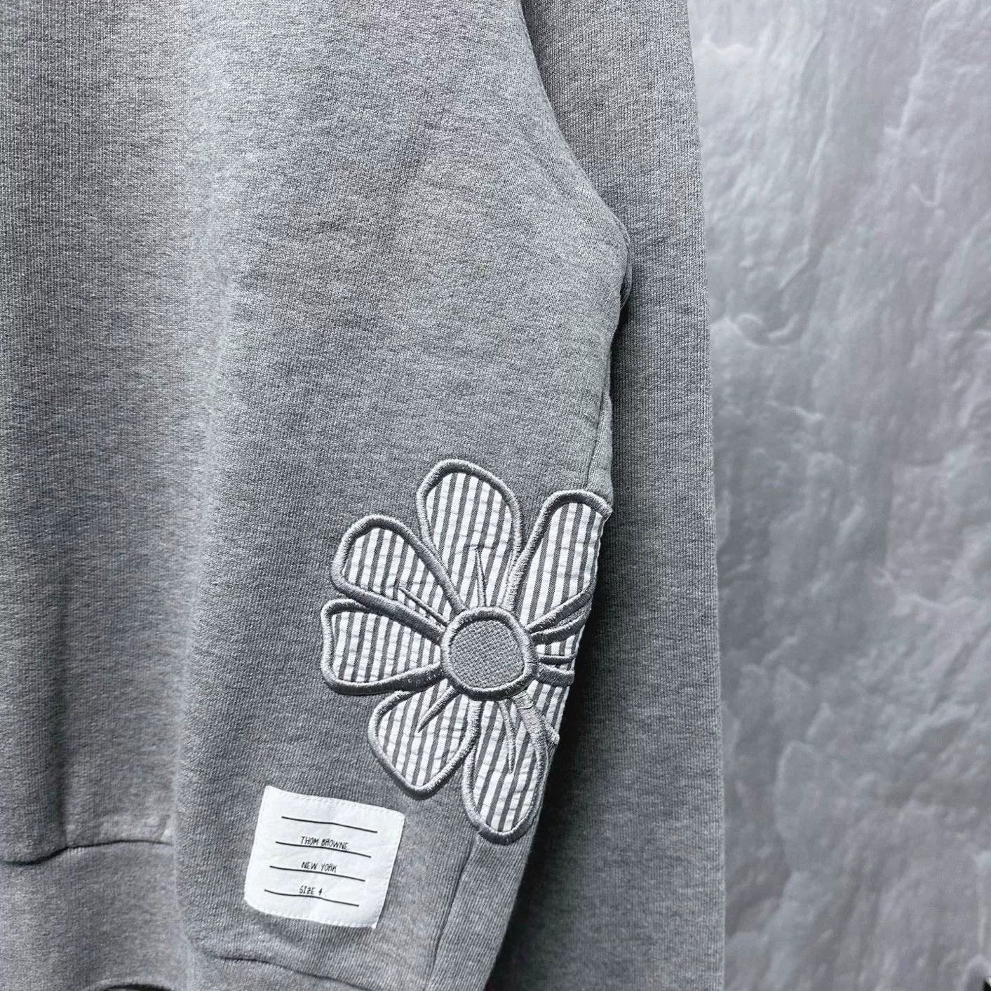 Thom Browne thom browne floral embroidered sweatshirt size 4 Size XL / US 12-14 / IT 48-50 - 3 Thumbnail