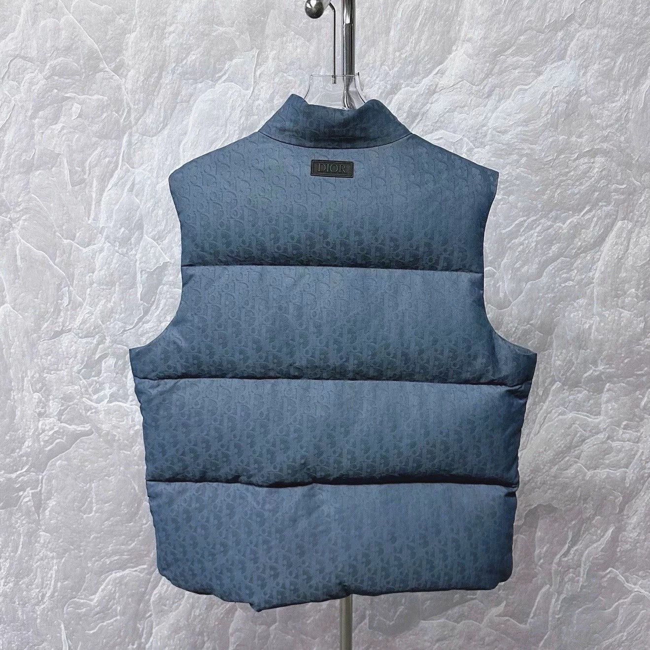 Dior dior ss25 oblique patterned down vest Size US L / EU 52-54 / 3 - 2 Thumbnail