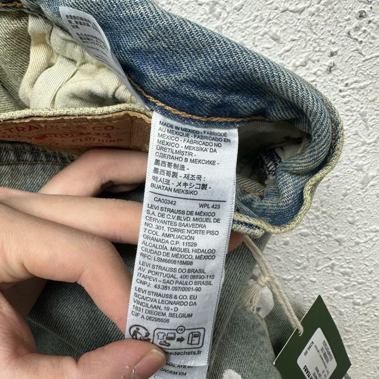 Levi's denim tears x levi's vintage denim pants Size US 36 / EU 52 - 4 Thumbnail