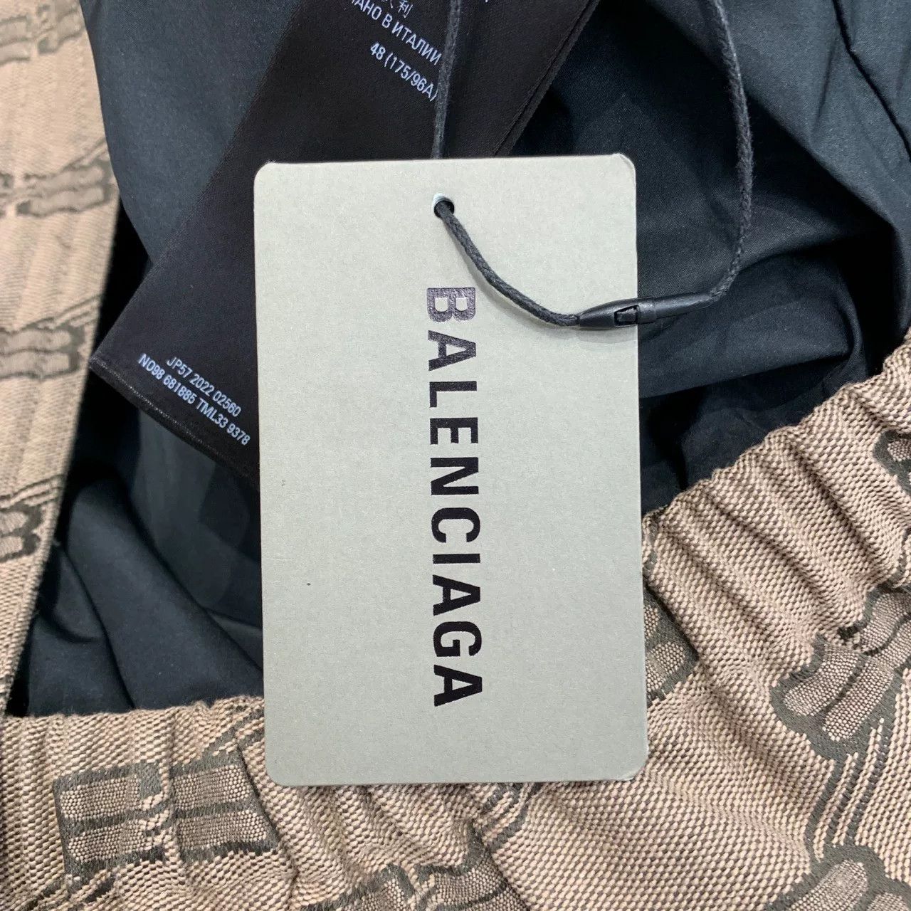 Balenciaga balenciaga double b printed cotton jacket Size US L / EU 52-54 / 3 - 8 Thumbnail