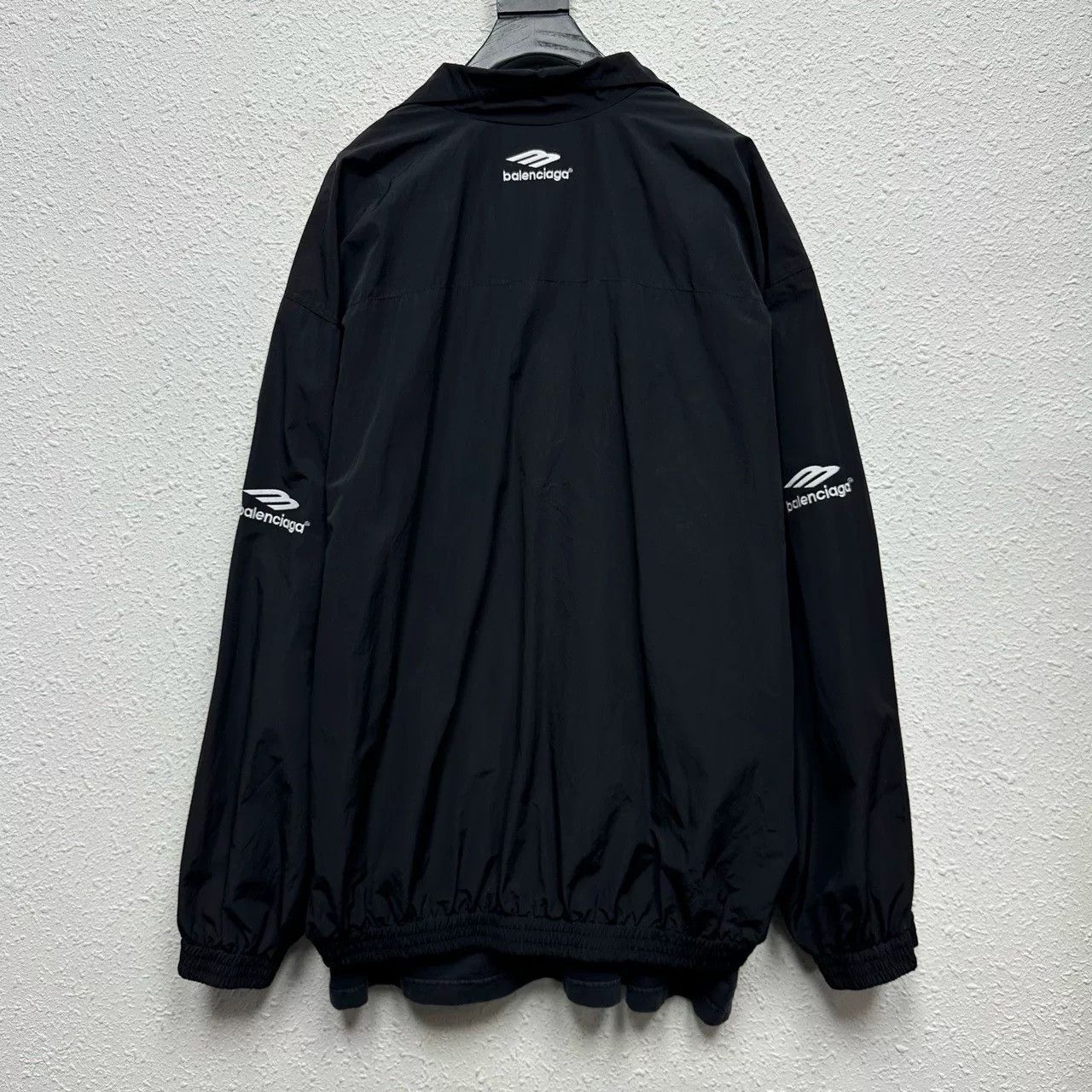 Balenciaga balenciaga logo long sleeve jacket outerwear Size US XS / EU 42 / 0 - 2 Thumbnail