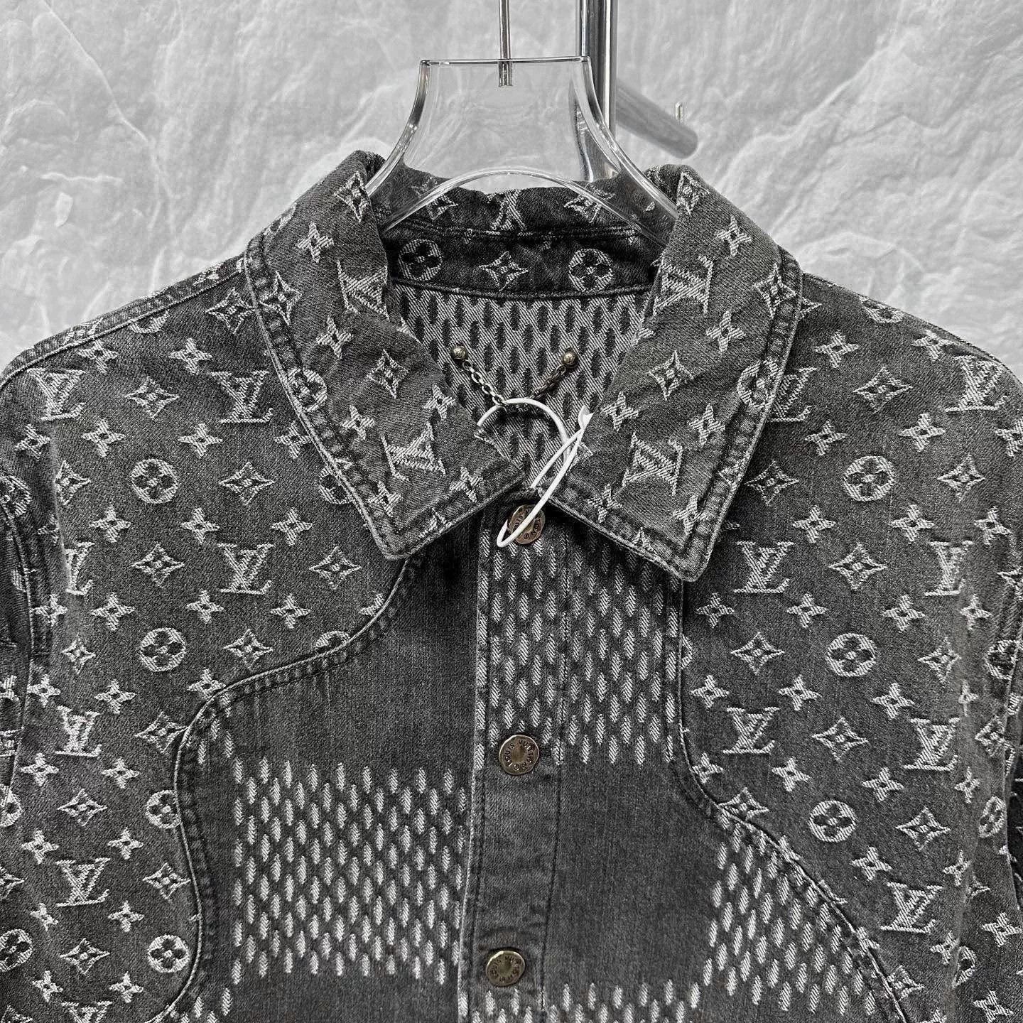 Louis Vuitton louis vuitton nigo denim jacket for men Size US L / EU 52-54 / 3 - 3 Thumbnail