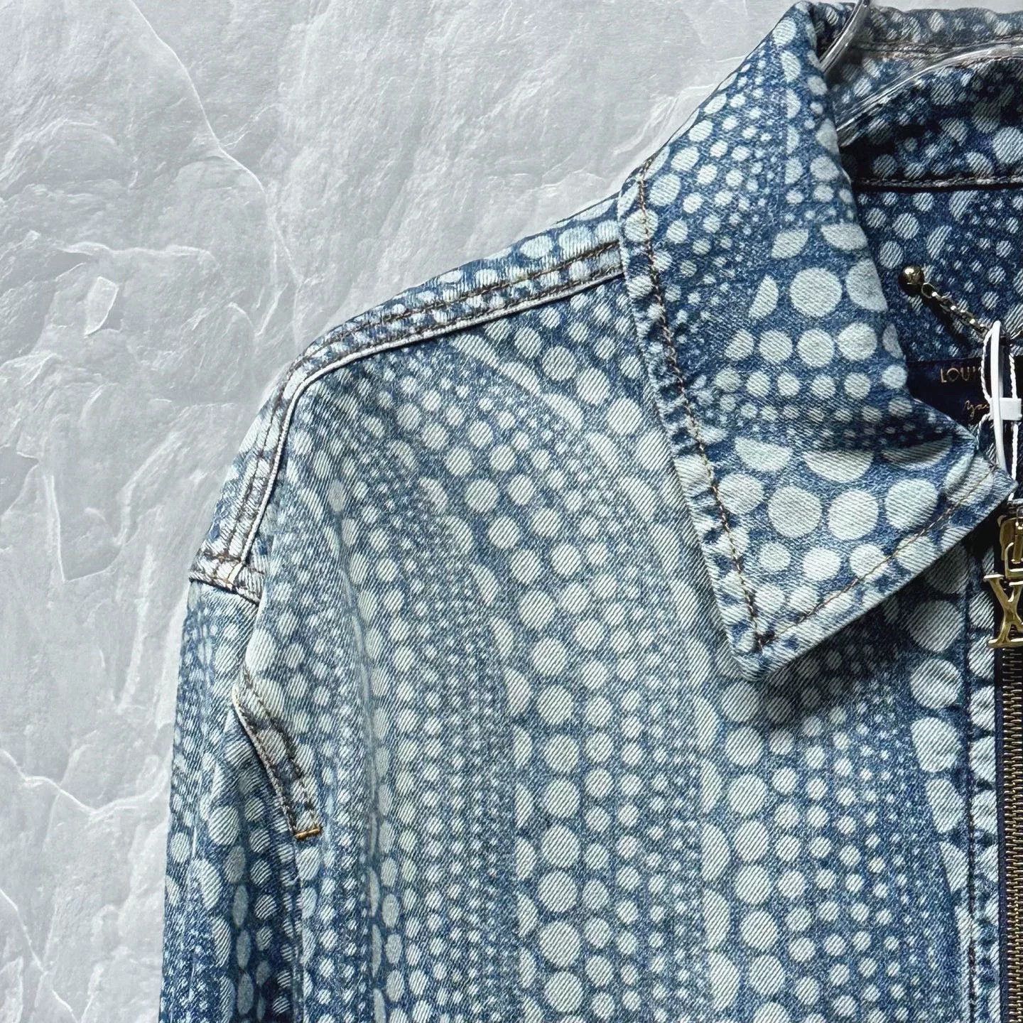 Louis Vuitton louis vuitton dotted denim jacket size 48 Size L / US 10 / IT 46 - 3 Thumbnail