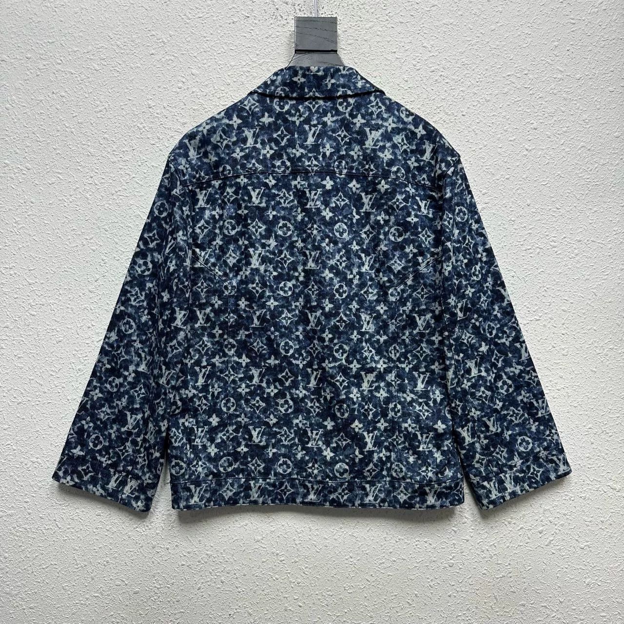Louis Vuitton louis vuitton fw23 logo denim jacket Size US L / EU 52-54 / 3 - 2 Thumbnail