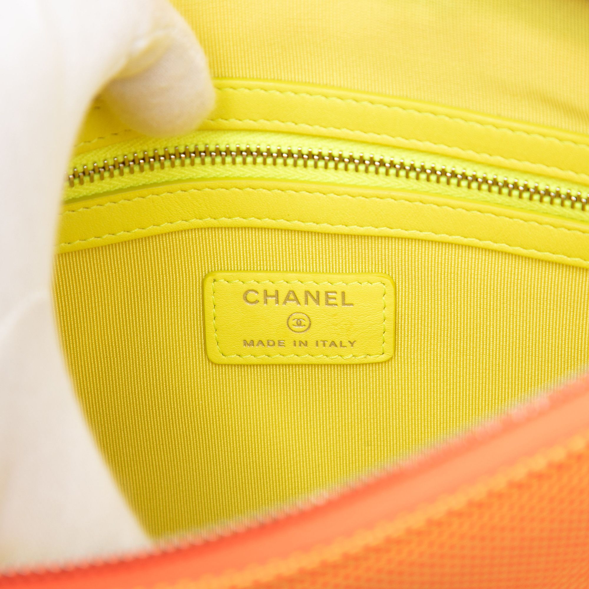 Chanel Chanel Medium Mixed Fiber Deauville O Case Clutch Size ONE SIZE - 5 Thumbnail