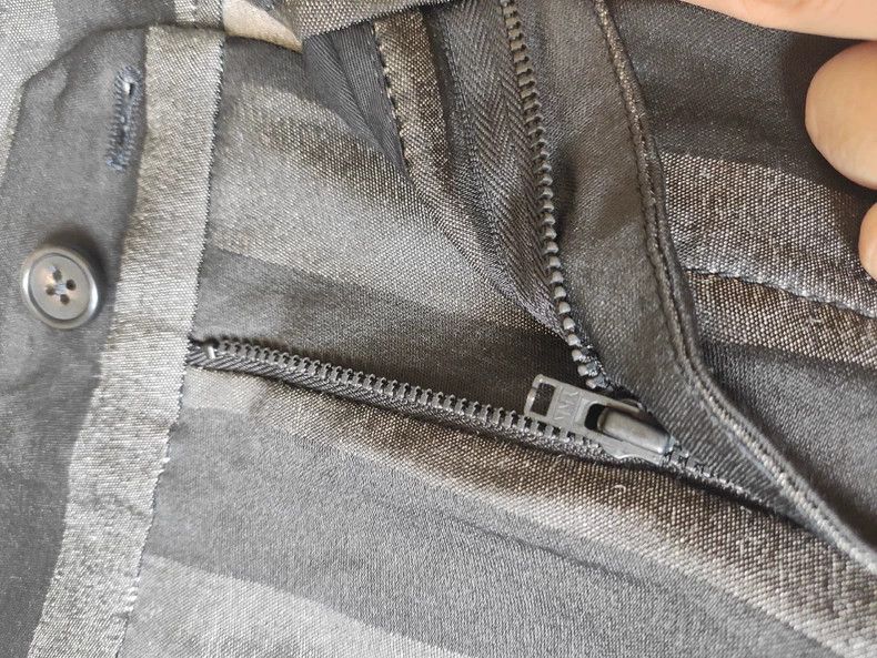 Ann Demeulemeester ANN DEMEULEMEESTER Gray Striped Cropped Pants Size US 34 / EU 50 - 6 Thumbnail