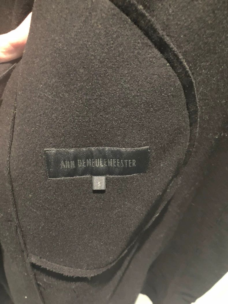 Ann Demeulemeester Ann Demeulemeester Raw Cut Coat Size US S / EU 44-46 / 1 - 6 Thumbnail