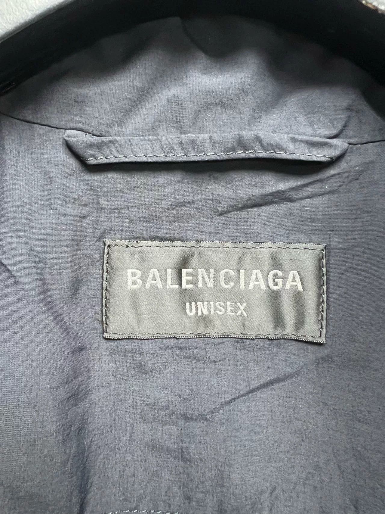 Balenciaga balenciaga logo embroidered jacket in black Size US M / EU 48-50 / 2 - 3 Thumbnail