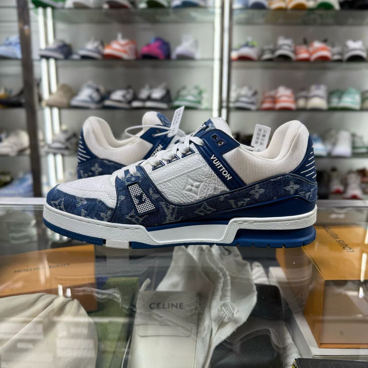 Louis Vuitton louis vuitton lv trainer blue and white sneakers Size US 10 / EU 43 - 5 Thumbnail