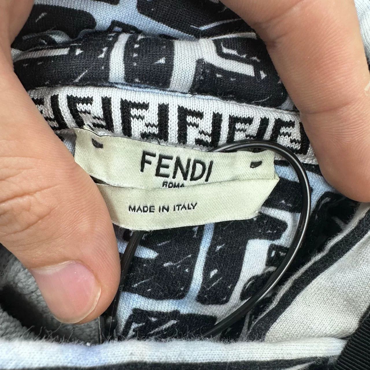 Fendi fendi logo print hoodie in california sky Size US M / EU 48-50 / 2 - 3 Thumbnail
