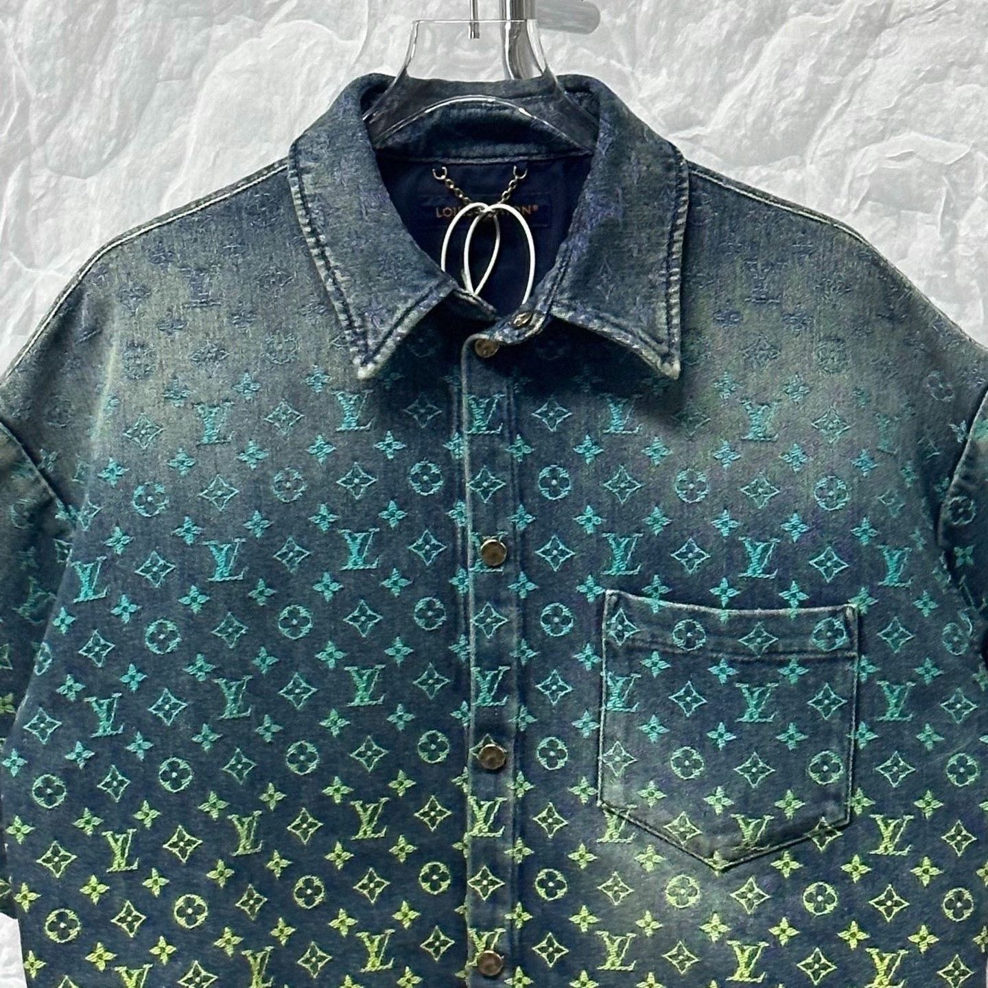 Louis Vuitton louis vuitton rainbow denim short sleeve shirt Size US L / EU 52-54 / 3 - 2 Thumbnail