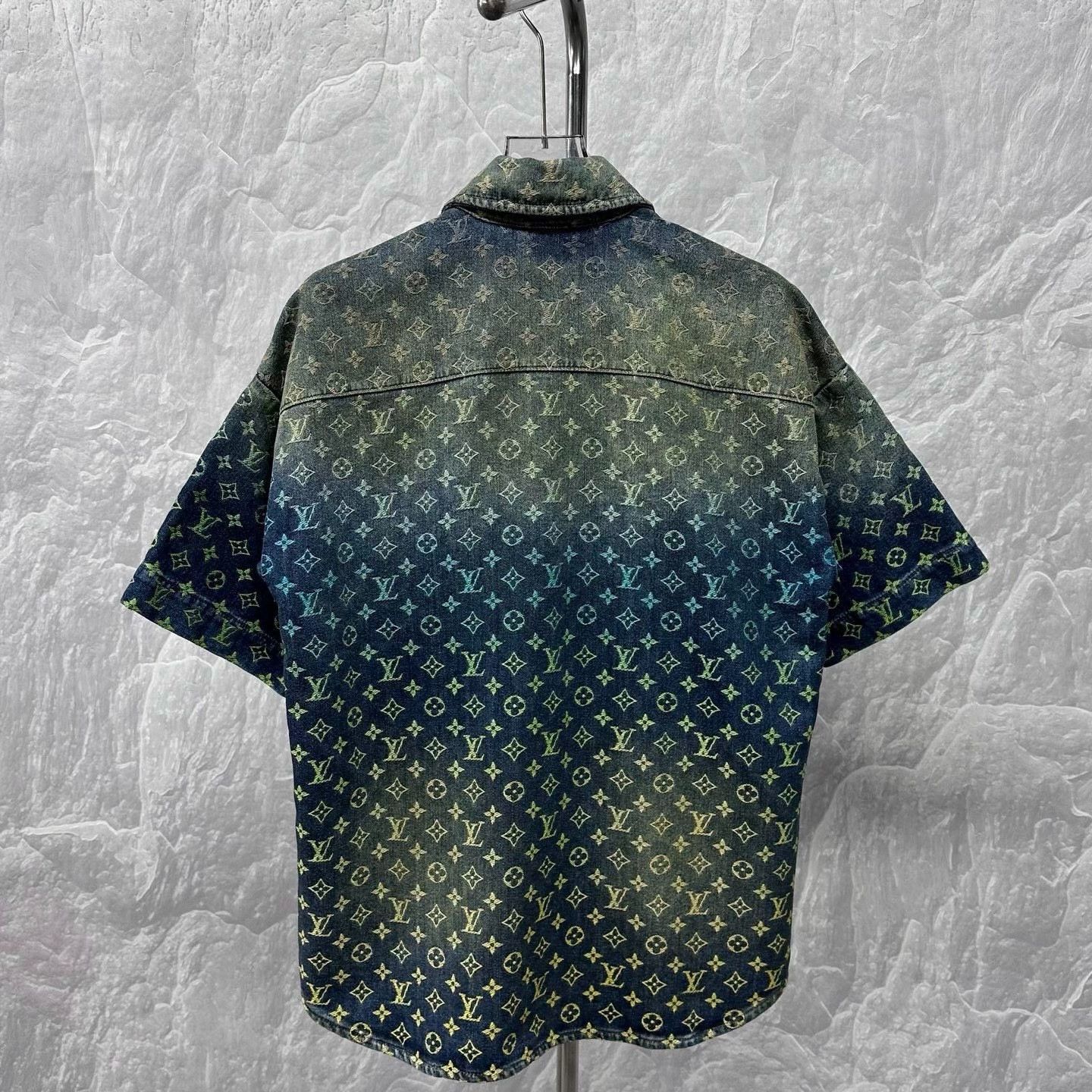 Louis Vuitton louis vuitton rainbow denim short sleeve shirt Size US L / EU 52-54 / 3 - 4 Thumbnail