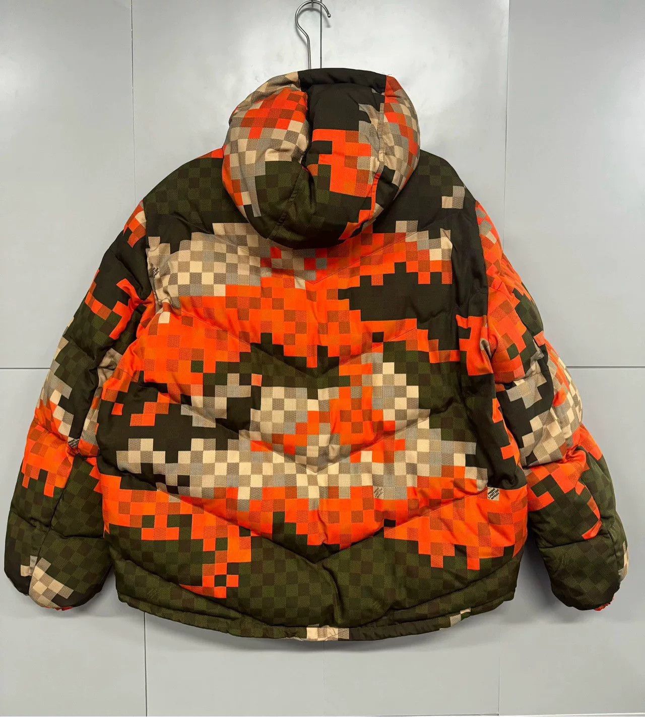 Louis Vuitton louis vuitton mosaic down jacket Size US L / EU 52-54 / 3 - 2 Thumbnail
