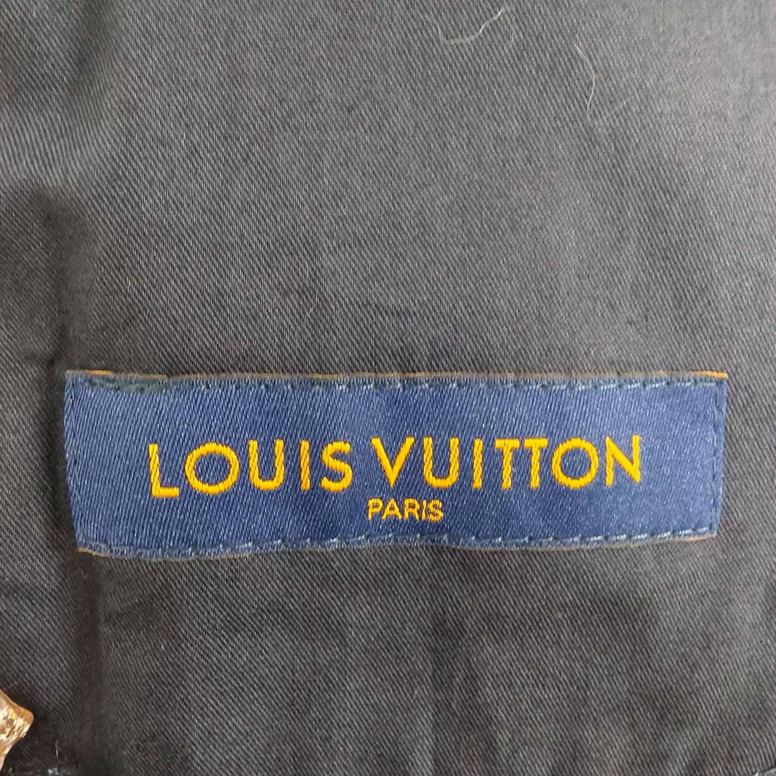 Louis Vuitton louis vuitton navy printed trousers size 42 Size US 42 / EU 58 - 4 Thumbnail