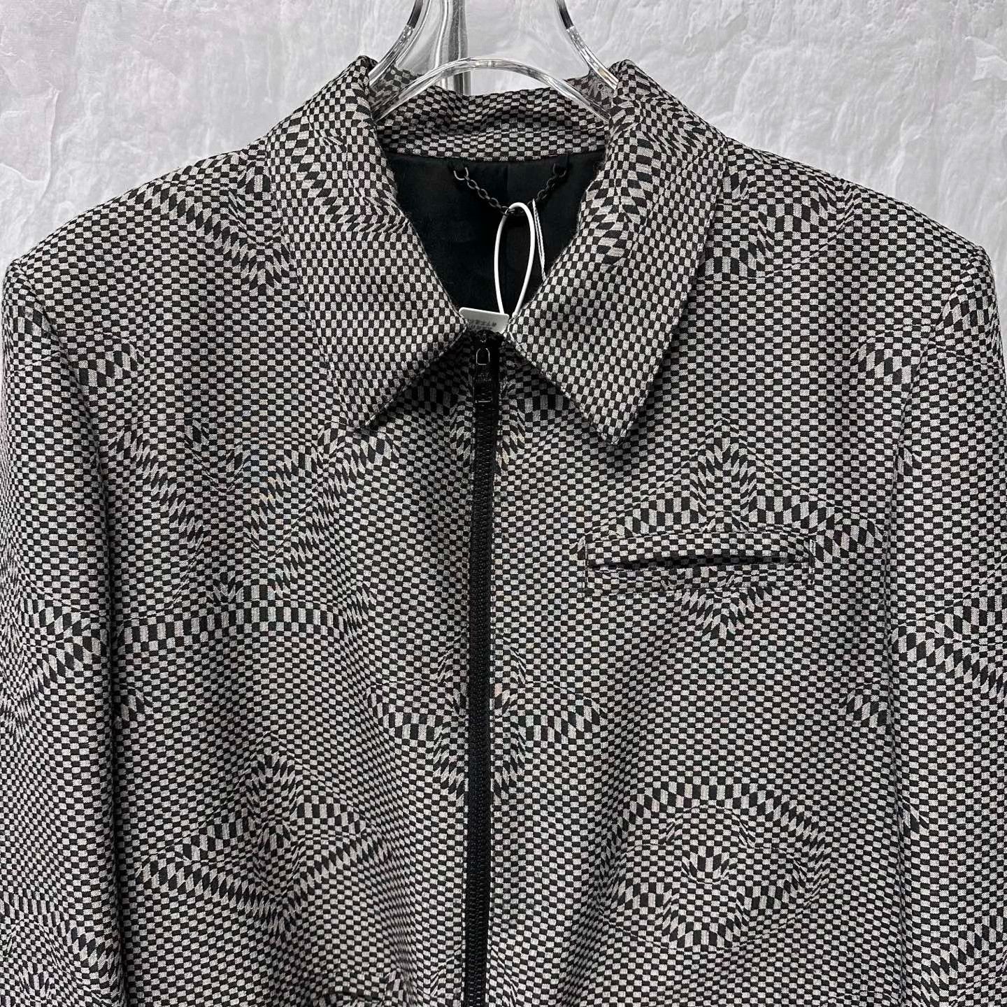 Louis Vuitton louis vuitton lv mosaic zip jacket size 52 Size US L / EU 52-54 / 3 - 2 Thumbnail
