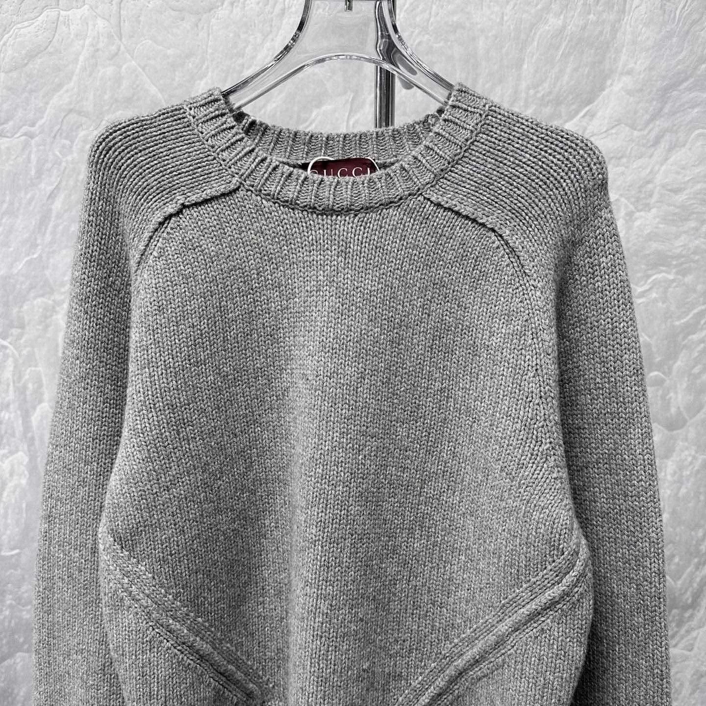 Gucci grey gucci logo wool sweater size small Size S / US 4 / IT 40 - 3 Thumbnail