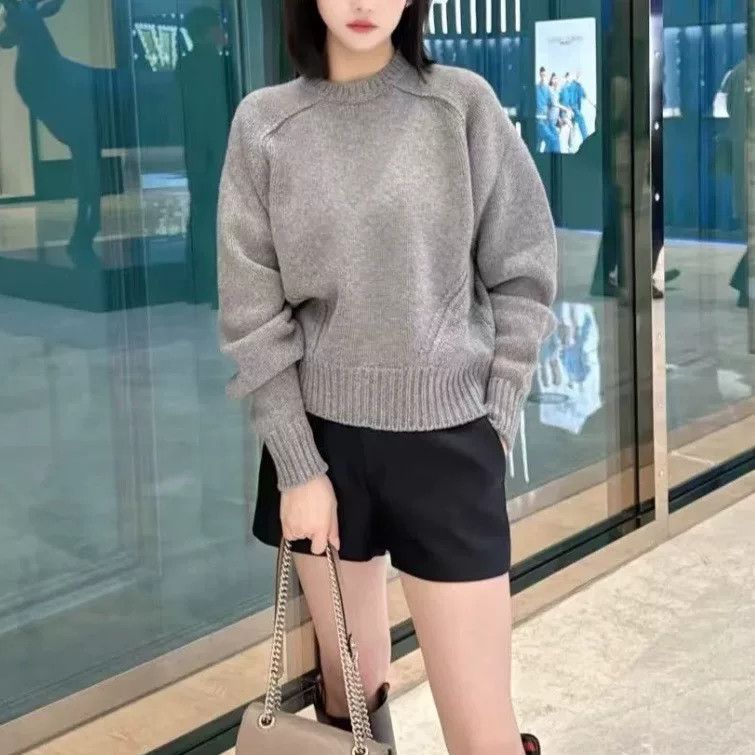 Gucci grey gucci logo wool sweater size small Size S / US 4 / IT 40 - 6 Thumbnail