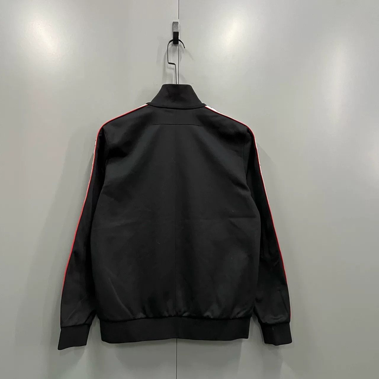 Givenchy givenchy logo jacket in black for women Size US XS / EU 42 / 0 - 2 Thumbnail