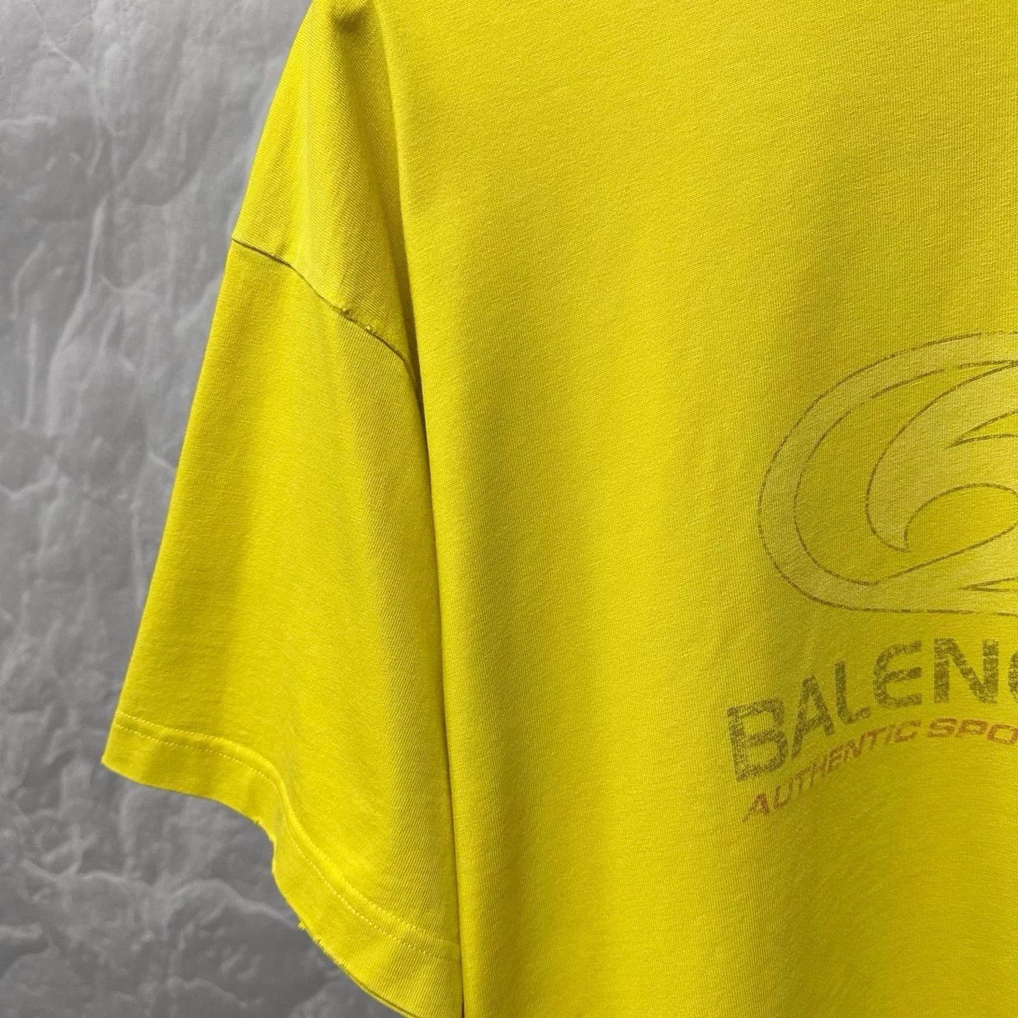 Balenciaga balenciaga vintage logo printed short sleeve tee Size US M / EU 48-50 / 2 - 3 Thumbnail