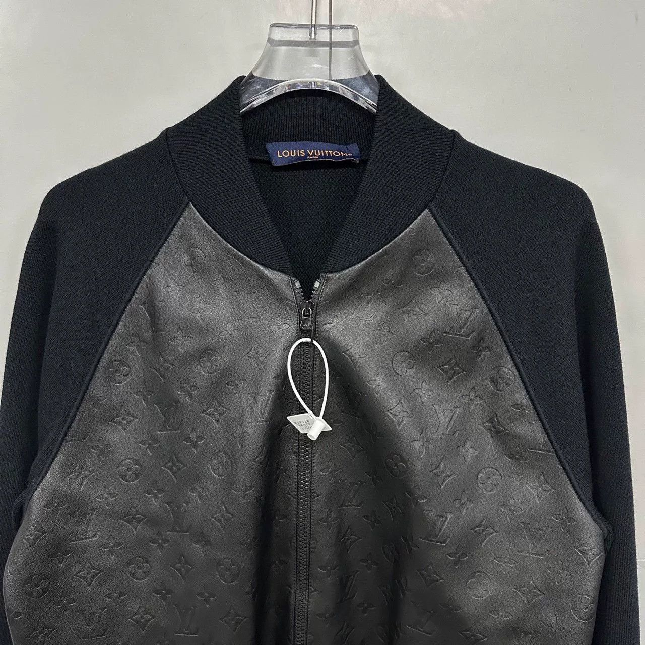 Louis Vuitton louis vuitton knitted patchwork jacket medium Size US M / EU 48-50 / 2 - 2 Thumbnail