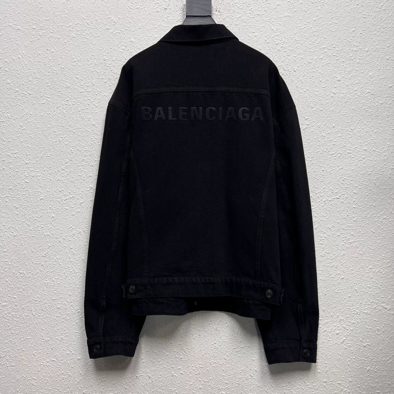 Balenciaga balenciaga embroidered logo denim jacket Size US L / EU 52-54 / 3 - 2 Thumbnail