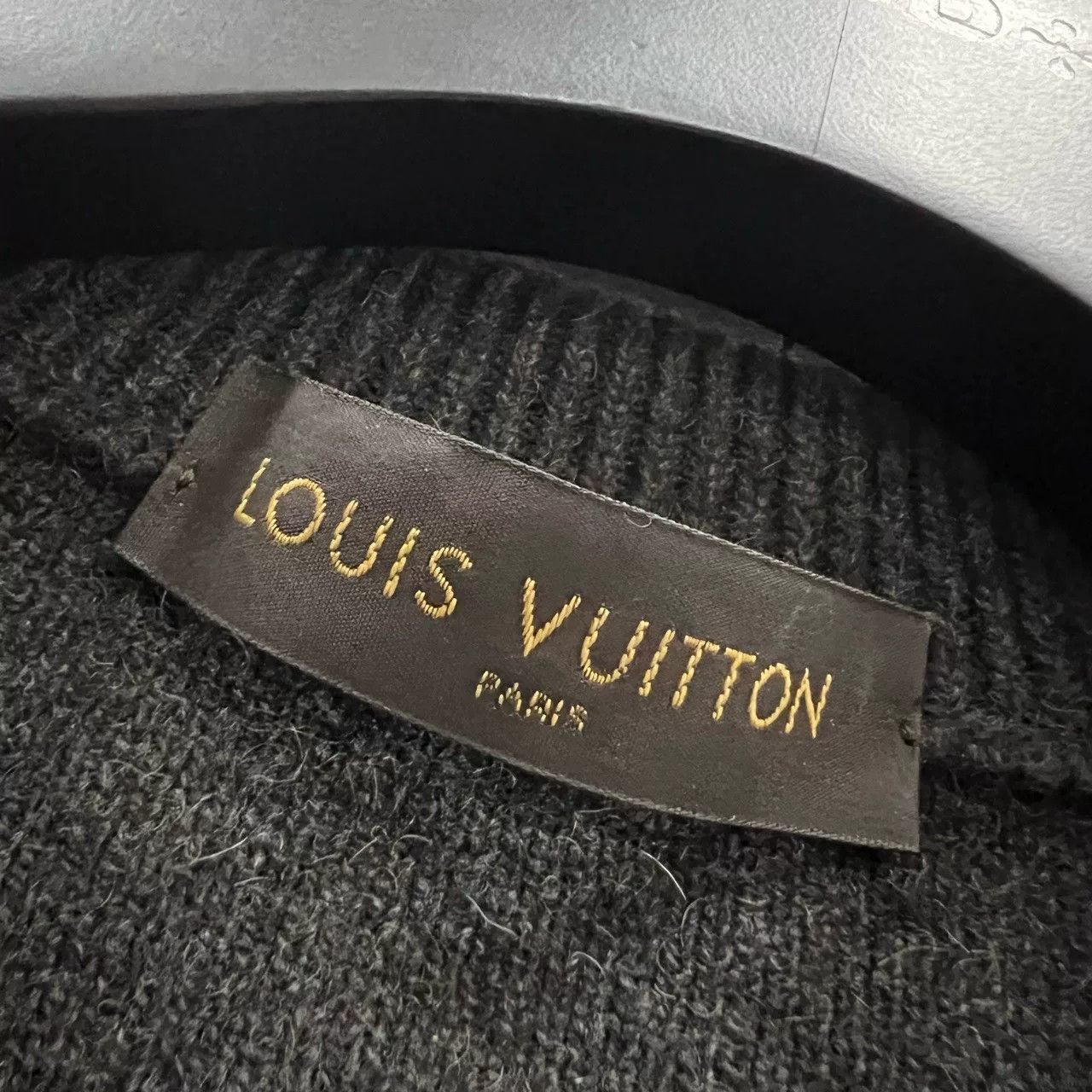 Louis Vuitton louis vuitton logo knitted sweater size m Size US M / EU 48-50 / 2 - 3 Thumbnail