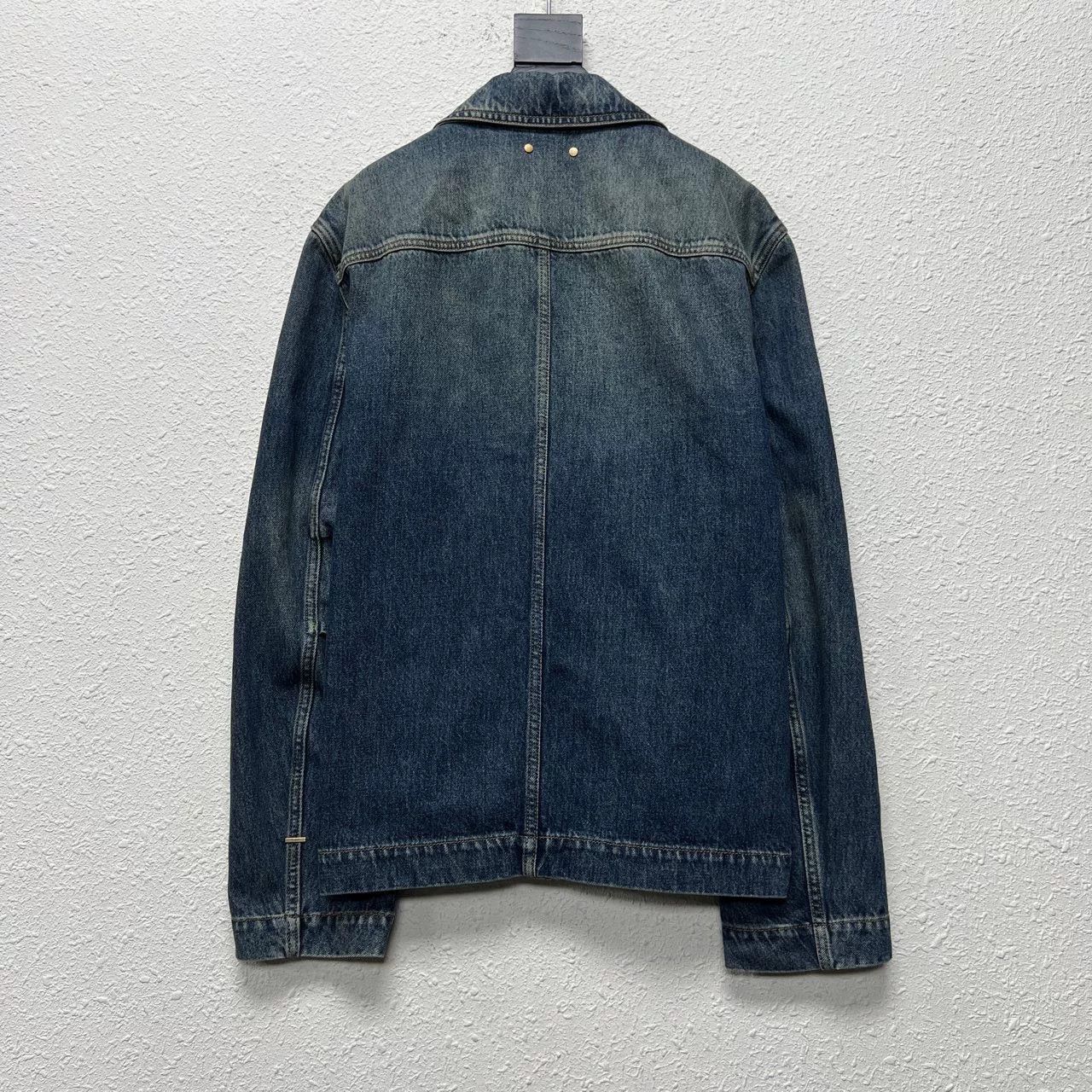 Louis Vuitton louis vuitton embossed denim jacket size 48 Size US L / EU 52-54 / 3 - 2 Thumbnail