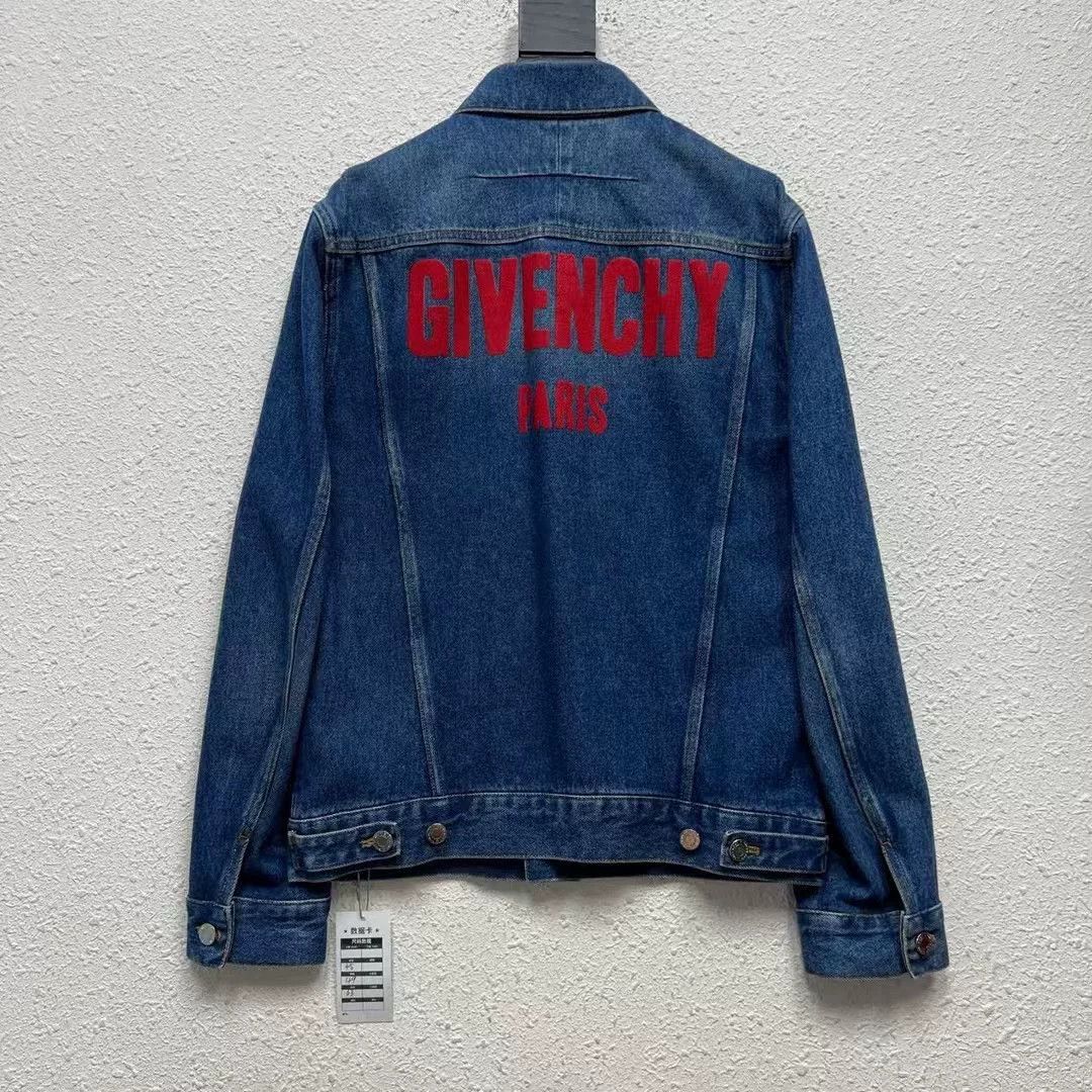 Givenchy givenchy embroidered denim jacket size M Size US M / EU 48-50 / 2 - 2 Thumbnail
