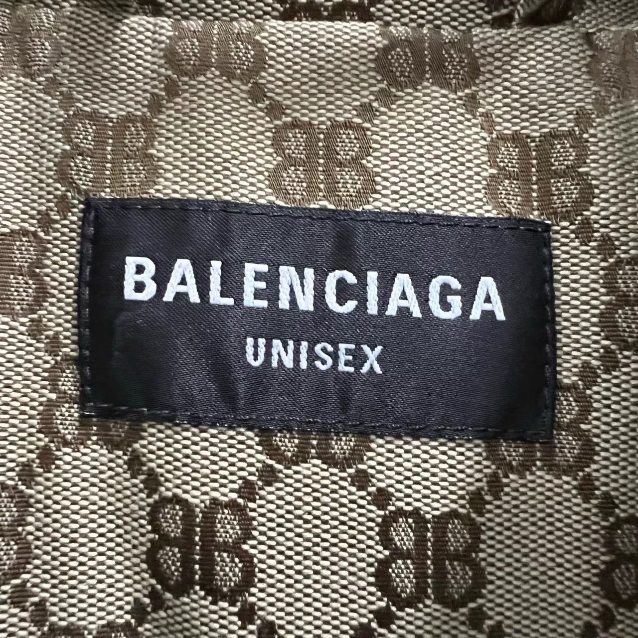 Balenciaga balenciaga x gucci hacker series vest Size US L / EU 52-54 / 3 - 3 Thumbnail