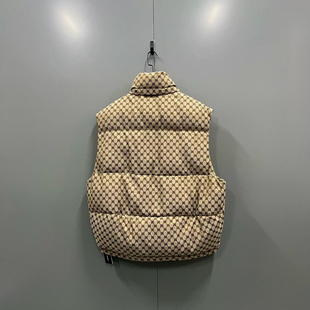 Balenciaga balenciaga x gucci hacker series vest Size US L / EU 52-54 / 3 - 2 Thumbnail