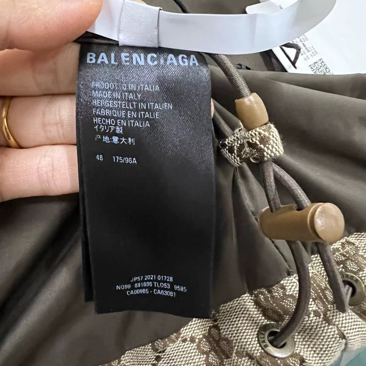 Balenciaga balenciaga x gucci hacker series vest Size US L / EU 52-54 / 3 - 4 Thumbnail